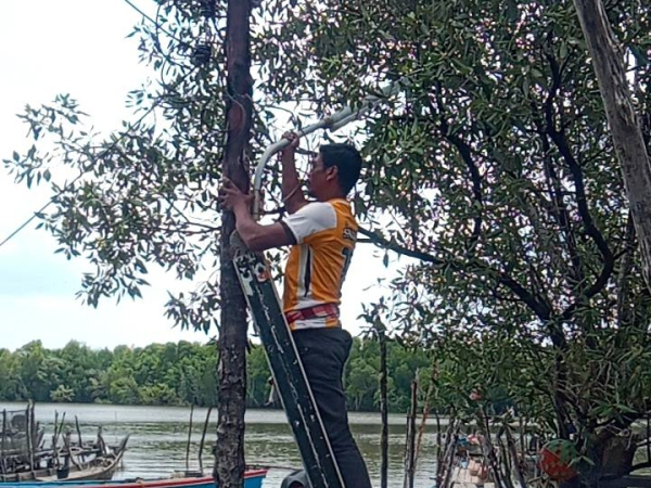 กองช่าง ลงพื้นที่แก้ไขระบบสาธารณูปโภค ในพื้นที่เขตเทศบาลตำบลเจ๊ะบิลัง