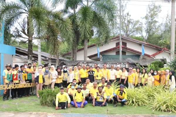 เทศบาลตำบลเจ๊ะบิลัง จัดกิจกรรมทำความสะอาด (Big Cleaning Day) น้อมรำลึก เนื่องในวันคล้ายวันพระบรมราชสมภพพระบาทสมเด็จพระบรมชนกาธิเบศร มหาภูมิพลอดุลยเดชมหาราช บรมนาถบพิตร 5 ธันวาคมและวันพ่อแห่งชาติ